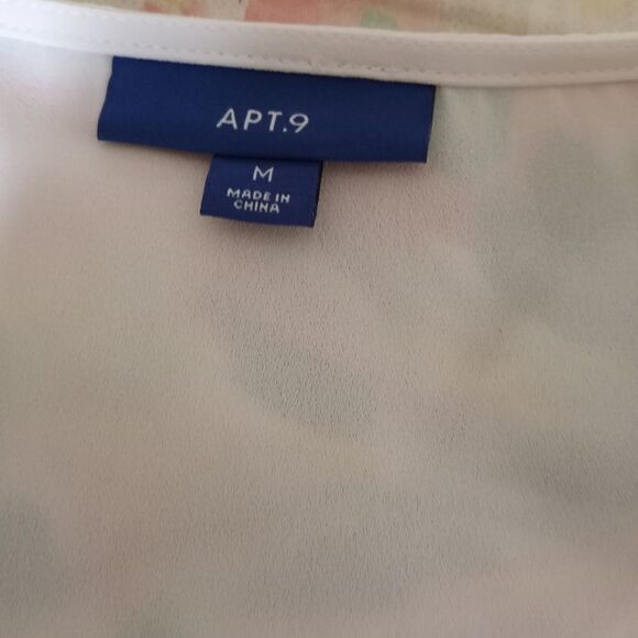 NWT APT.9 M White Bell Longsleeves V-neck Lace Women's Top Blouse - Picture 2 of 11